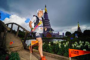 BIB: 6462
                            <button type="button" onclick="openModal(19229957)" class="btn btn-primary btn-sm float-right btn-popup" data-toggle="modal" data-target=".modal-high-quality">
                        <i class="fas fa-shopping-cart"></i> Add to Cart
                    </button>
                                            <button type="button" onclick="isThisMe(19229957, true)" class="btn btn-success btn-sm float-right btn-popup btn-isme hidden" data-toggle="tooltip" data-placement="bottom" title="นี่คือรูปของคุณใช่ไหม คลิกที่นี่เพื่อเอาเข้าอัลบั้ม">
                        <i class="fas fa-plus"></i> Add to album
                    </button>
                    <button type="button" onclick="isThisMe(19229957, false)" class="btn btn-warning btn-sm float-right btn-popup btn-isnotme hidden">
                        <i class="fas fa-ban"></i> Remove from album
                    </button>